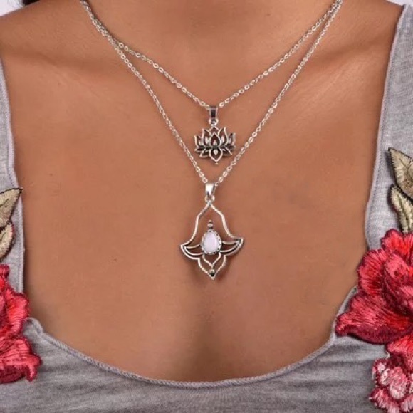 Vintage 3 in 1 Lotus Flower Pendant Necklace - Picture 2 of 16